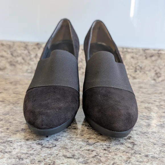 Stuart Weitzan Heels - Picture 5 of 7